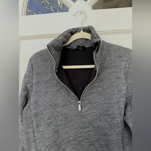 Lululemon pullover - Picture 6 of 7